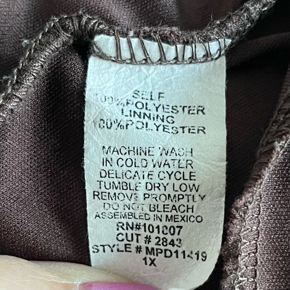 •Espresso• Sleeveless Lace Swing Dress - Size 1X - Picture 6 of 7